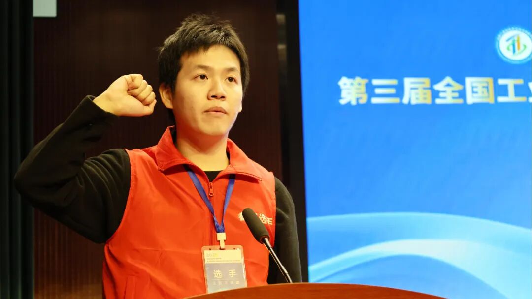 9f034554-a4b7-48c2-a741-f5c3a462a1ef.jpg 640 (5).jpg