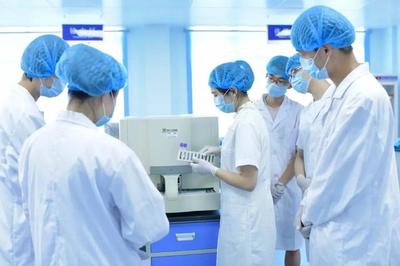 70d71912-b2c3-4ab7-8403-5b7b917c2916.jpg 医学专业.jpg